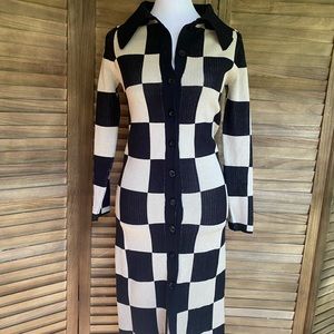 Kourt Checkered Naha Dress